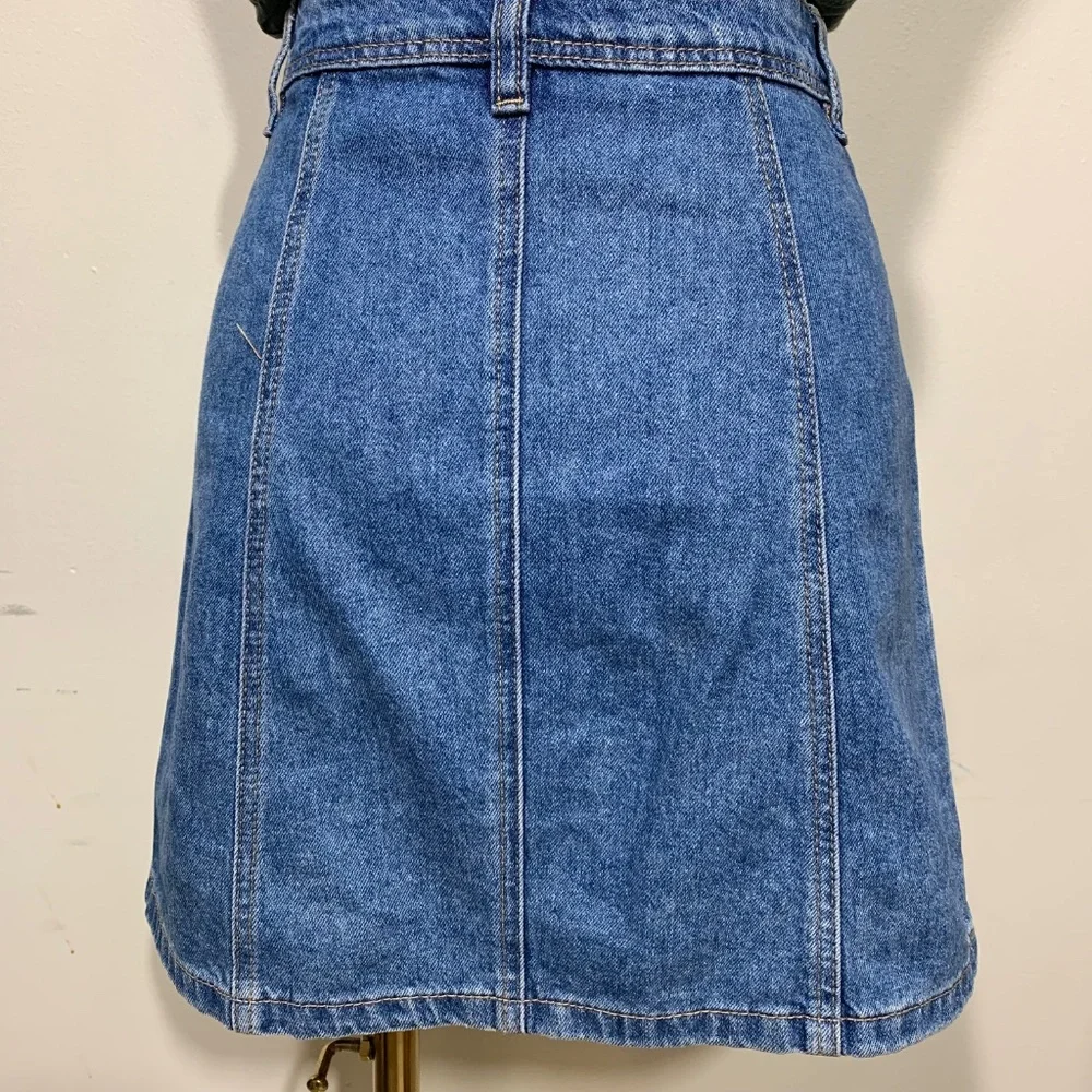 H&M Divided Denim Mini Skirt Womens Size 0 Blue Button Front High Waisted A-Line